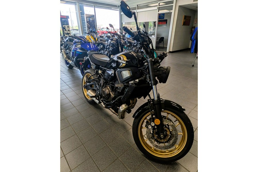 2024 Yamaha XSR700 - XSR700RB