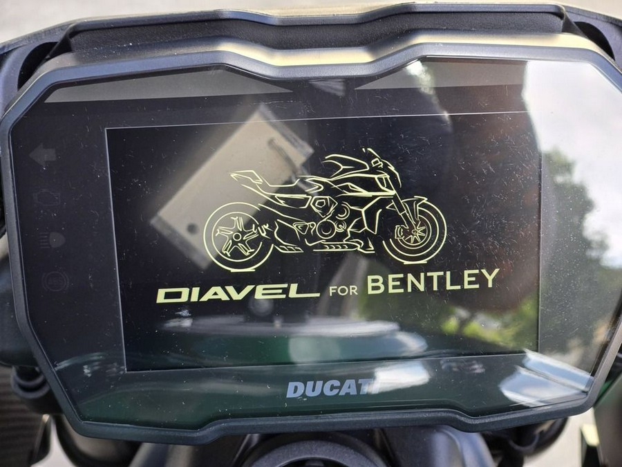 2024 DUCATI Diavel V4 BENTLEY