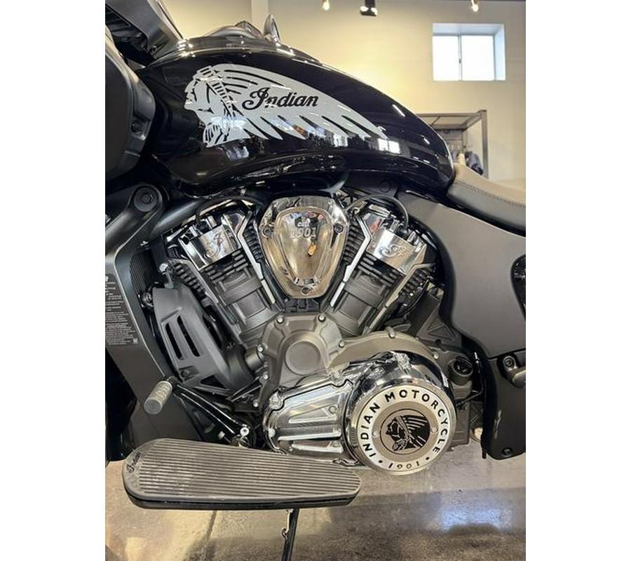 2024 Indian Motorcycle® Challenger® Black Metallic