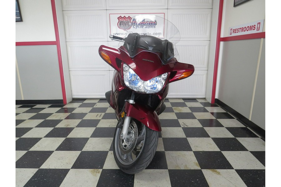 2005 ST1300 - Honda