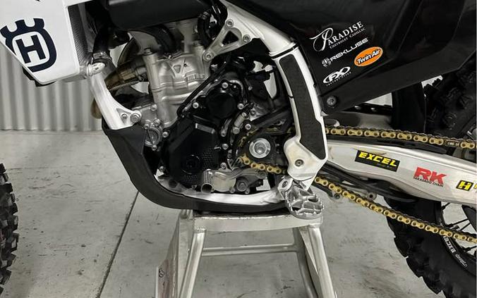 2025 FC 250 FACTORY EDITION - Husqvarna Motorcycles