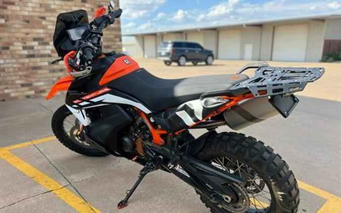 2022 KTM 890 Adventure R