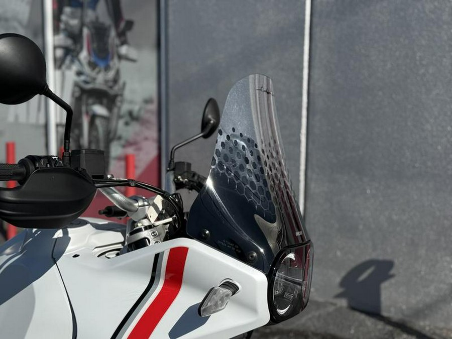 2023 Ducati DesertX Star White Silk