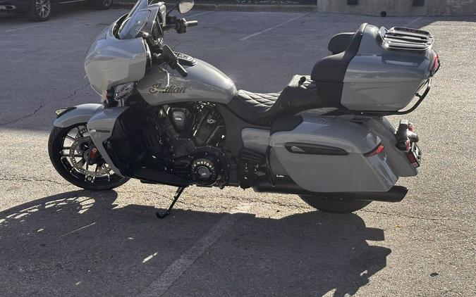 2025 Indian Motorcycle® Roadmaster® PowerPlus Dark Horse® 112 Storm Gray