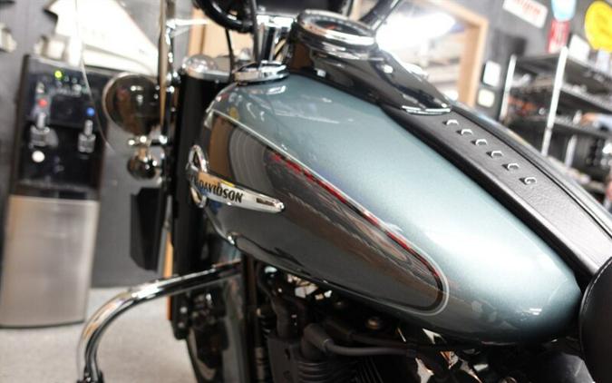 2020 Harley-Davidson Softail Heritage Classic 114