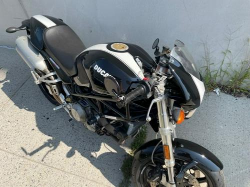 2007 Ducati Monster S2R 1000