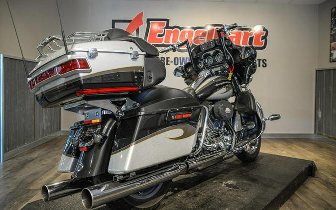 2013 Harley-Davidson® FLHTCUSE8 - CVO™ Ultra Classic® Electra Glide®