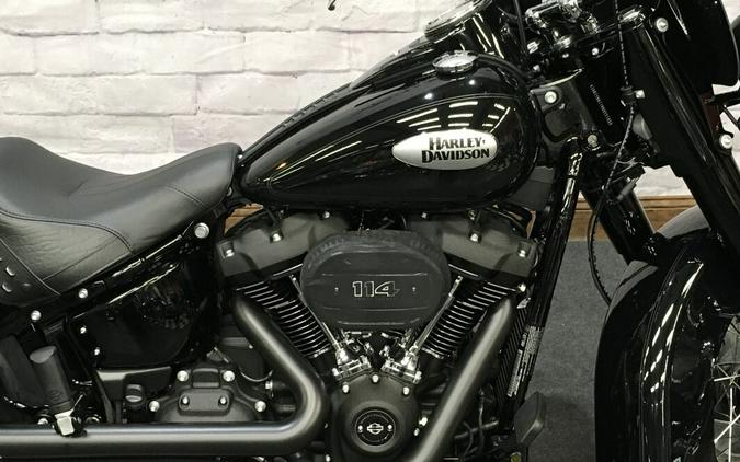 2024 Harley-Davidson Heritage Classic Black FLHCS