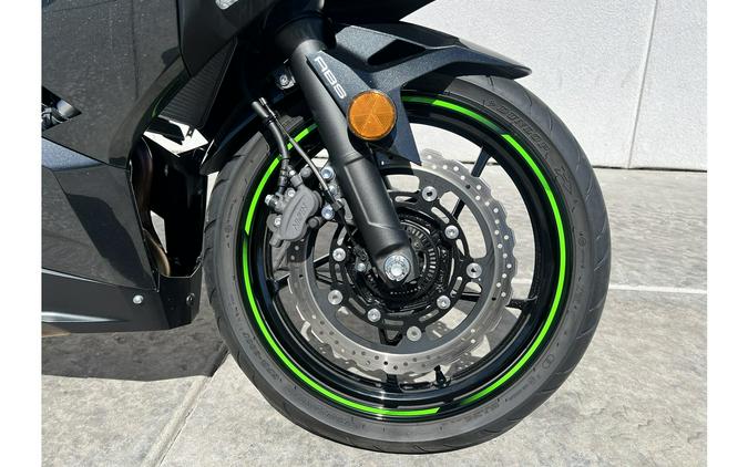 2022 Kawasaki Ninja 400 ABS