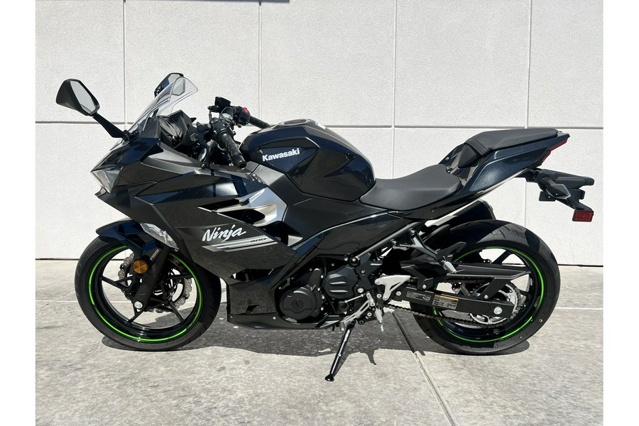 2022 Kawasaki Ninja 400 ABS