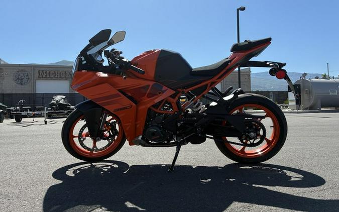 2024 KTM RC 390
