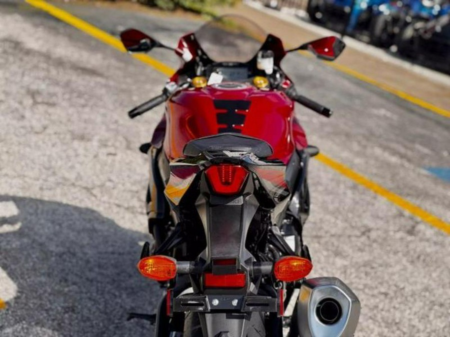 2025 Suzuki GSX-R1000