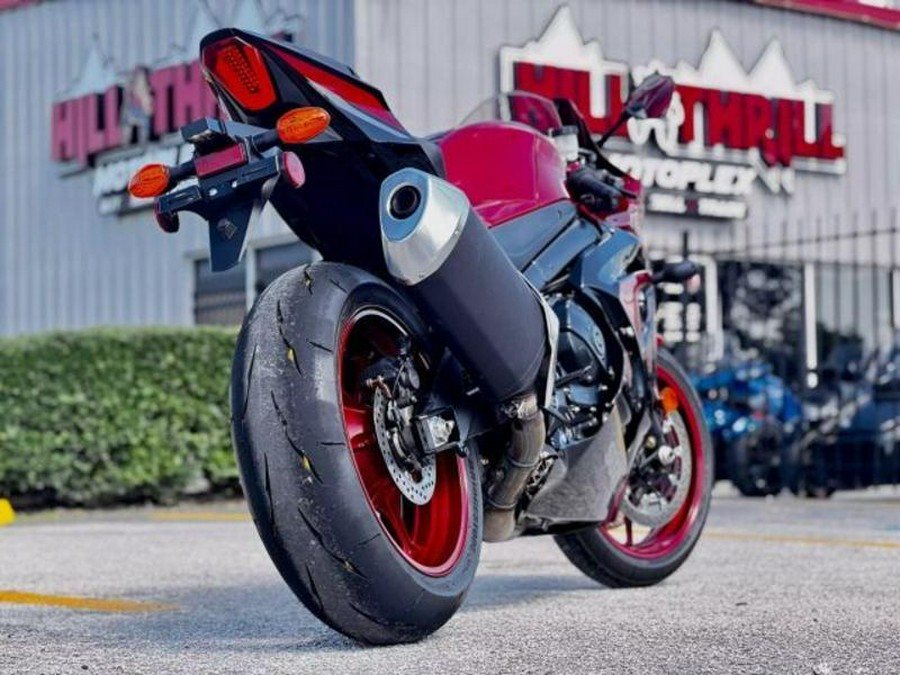 2025 Suzuki GSX-R1000