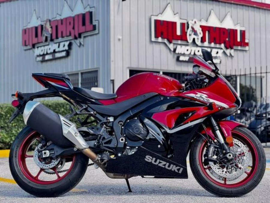 2025 Suzuki GSX-R1000