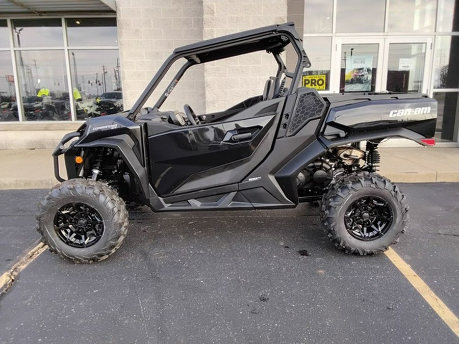 2026 Can-Am Commander XT 700