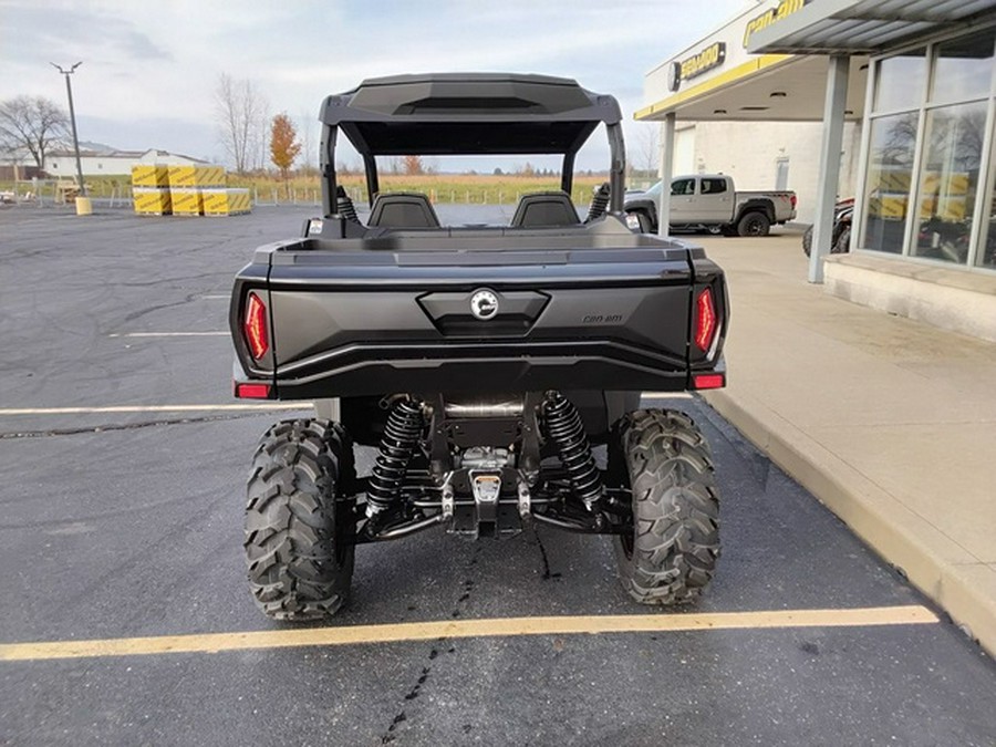 2026 Can-Am Commander XT 700