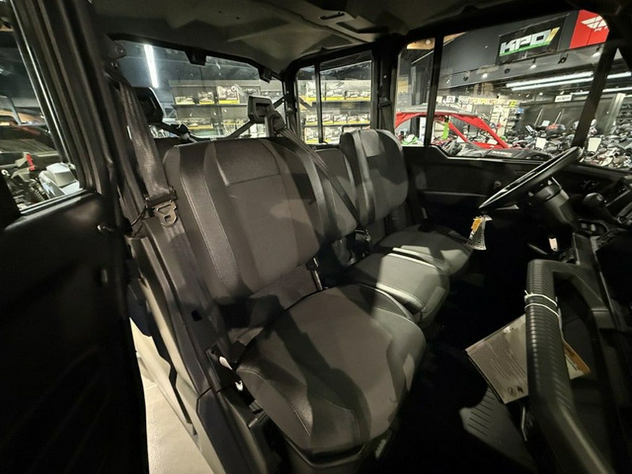 2026 Can-Am Defender MAX Limited HD11