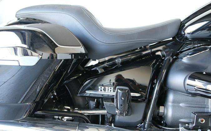 2022 BMW Motorrad R 18 B Blackstorm Metallic