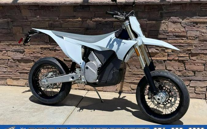 2026 Stark VARG SM 60 hp Medium 165-200lbs (Enduro)