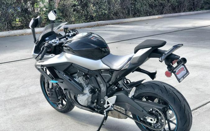 2026 CFMOTO 675SS