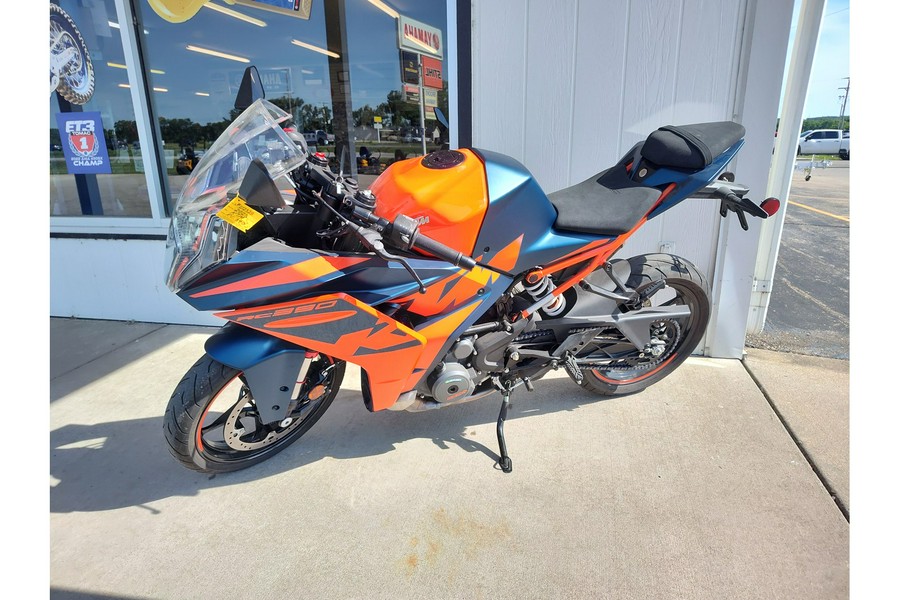 2023 KTM RC 390