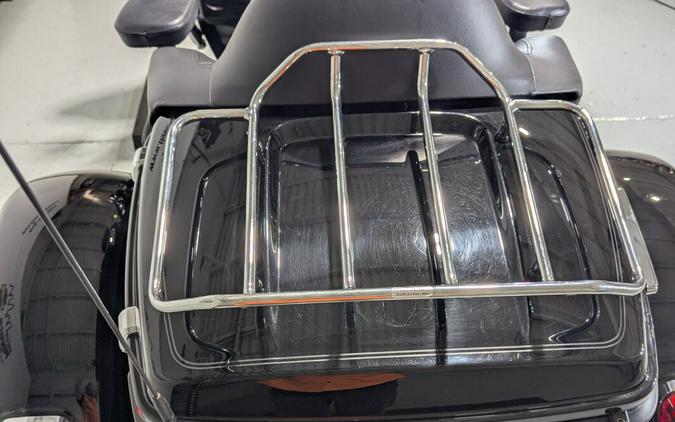 2020 Harley-Davidson® Tri Glide® Ultra Vivid Black
