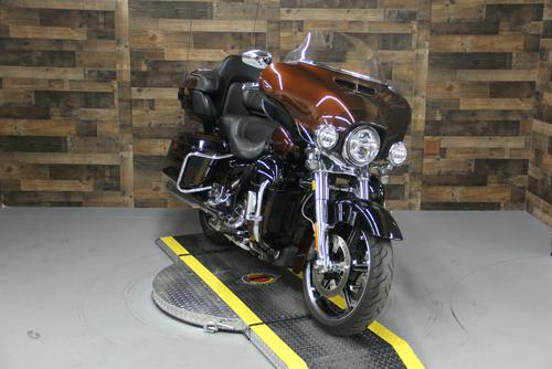 2019 Harley-Davidson CVO Auburn Sunglo & Black Hole