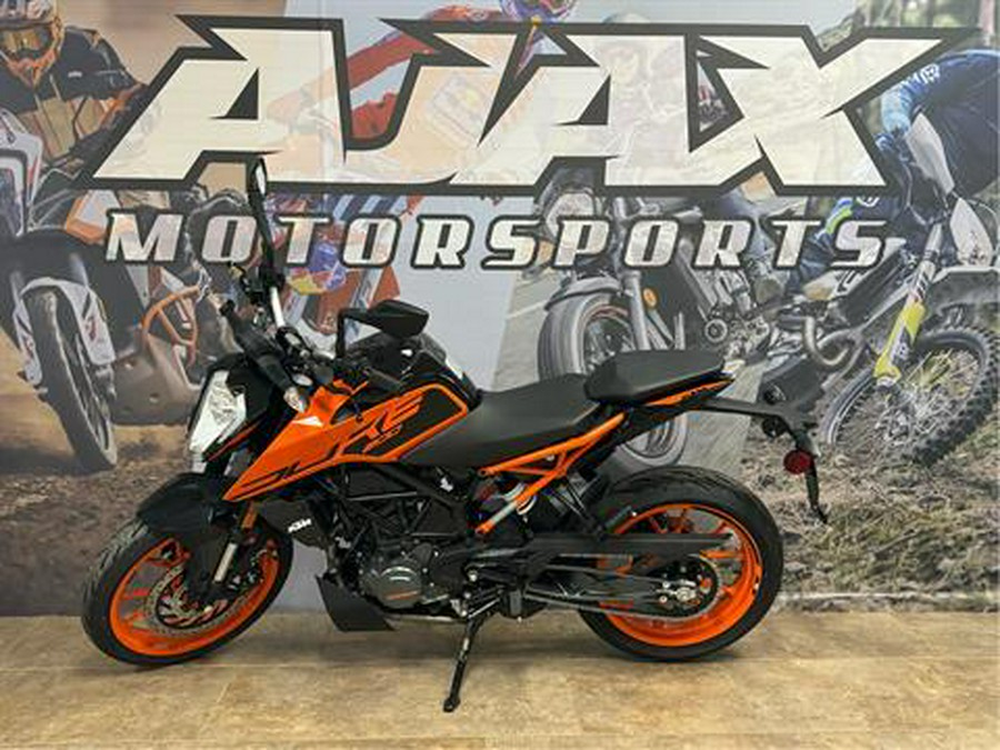 2023 KTM 200 Duke