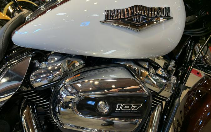 Harley-Davidson Road King 2021 FLHR Midnight Crimson & Stone Washed White Pe