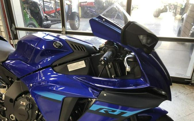 2024 Yamaha YZF-R1