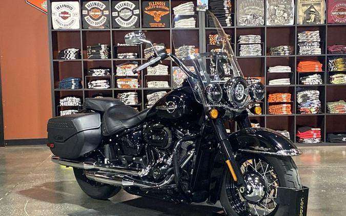 2020 Harley-Davidson FLHCS - Heritage Classic 114