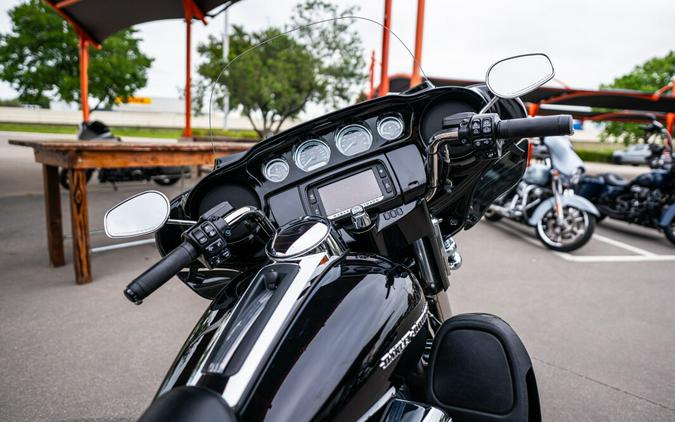 2018 Harley-Davidson Ultra Limited BLACK