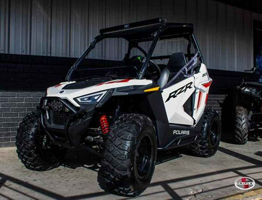 2023 Polaris RZR 200 EFI