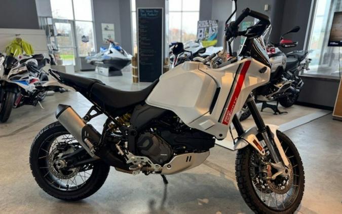 2025 Ducati DesertX
