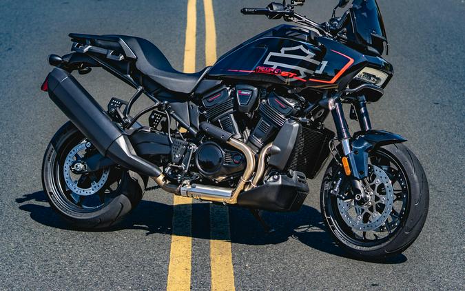 RA1250ST 2026 Pan America® 1250 ST