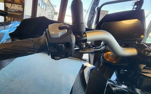 2025 Suzuki V-STROM 800DE