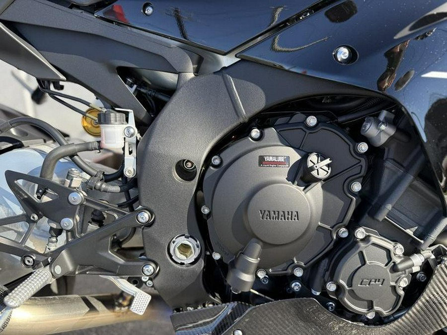 2024 Yamaha YZF-R1M