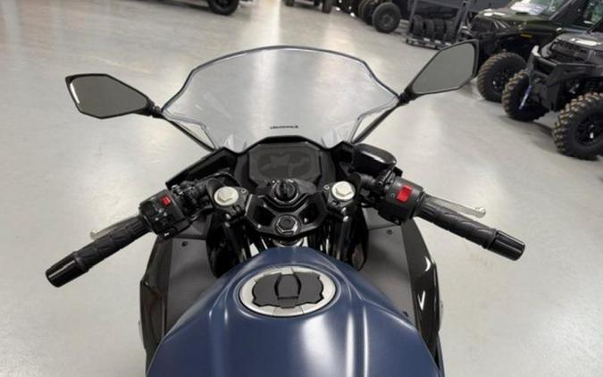 2026 Kawasaki Ninja® 500 SE ABS
