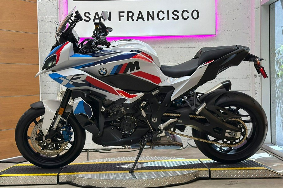2026 BMW M 1000 XR