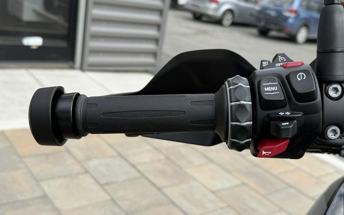 2026 BMW F 800 GS Triple Black