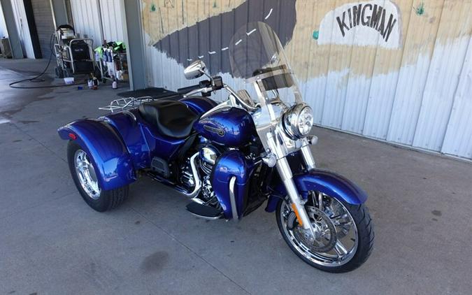 2015 Harley-Davidson Freewheeler