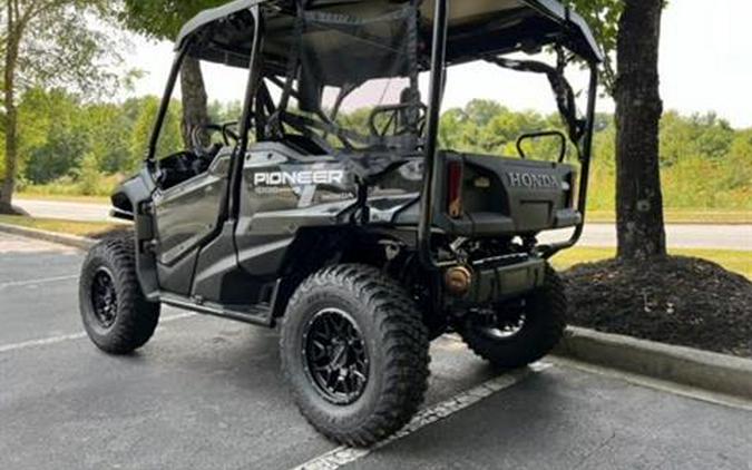 2024 Honda Pioneer 1000-5 Deluxe