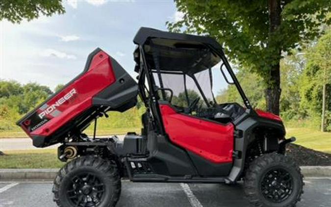 2024 Honda Pioneer 1000 Deluxe