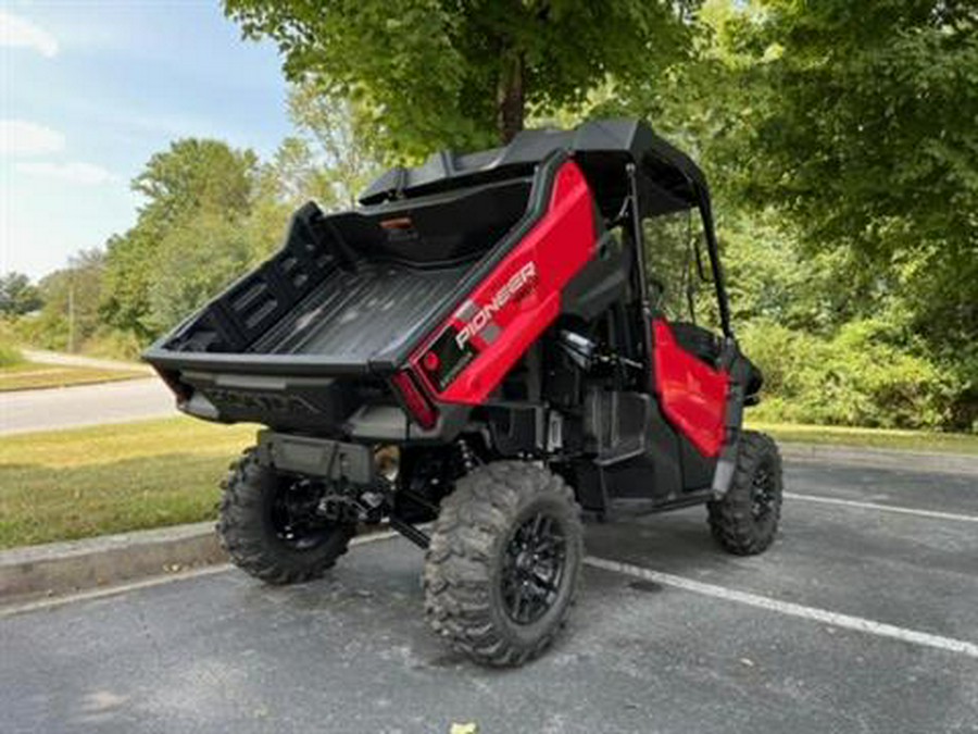 2024 Honda Pioneer 1000 Deluxe