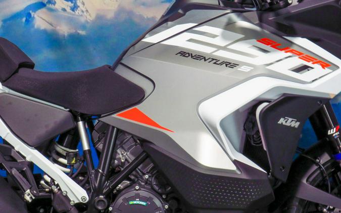 2024 KTM 1290 Super Adventure S