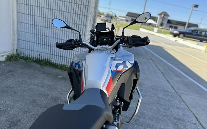 2024 BMW F 900 GS Adventure White Aluminum Metal Matte