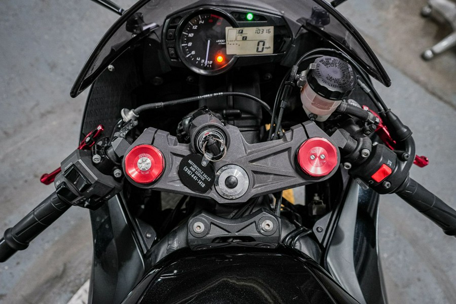 2013 Kawasaki Ninja® ZX™-6R ABS