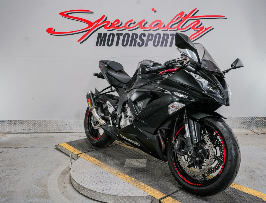 2013 Kawasaki Ninja® ZX™-6R ABS