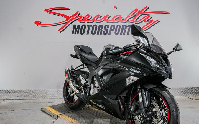 2013 Kawasaki Ninja® ZX™-6R ABS