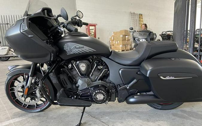 2023 Indian Motorcycle® Challenger® Dark Horse® Black Smoke